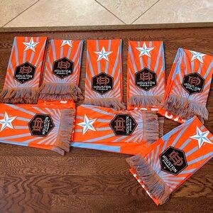 8 NEW  Scarves .DYNAMO  Houston Soccer Team